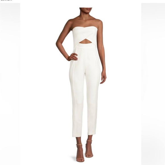 NWOT - Black Halo Jada Jumpsuit- Size 2 - color: porcelain : white - Picture 4 of 4